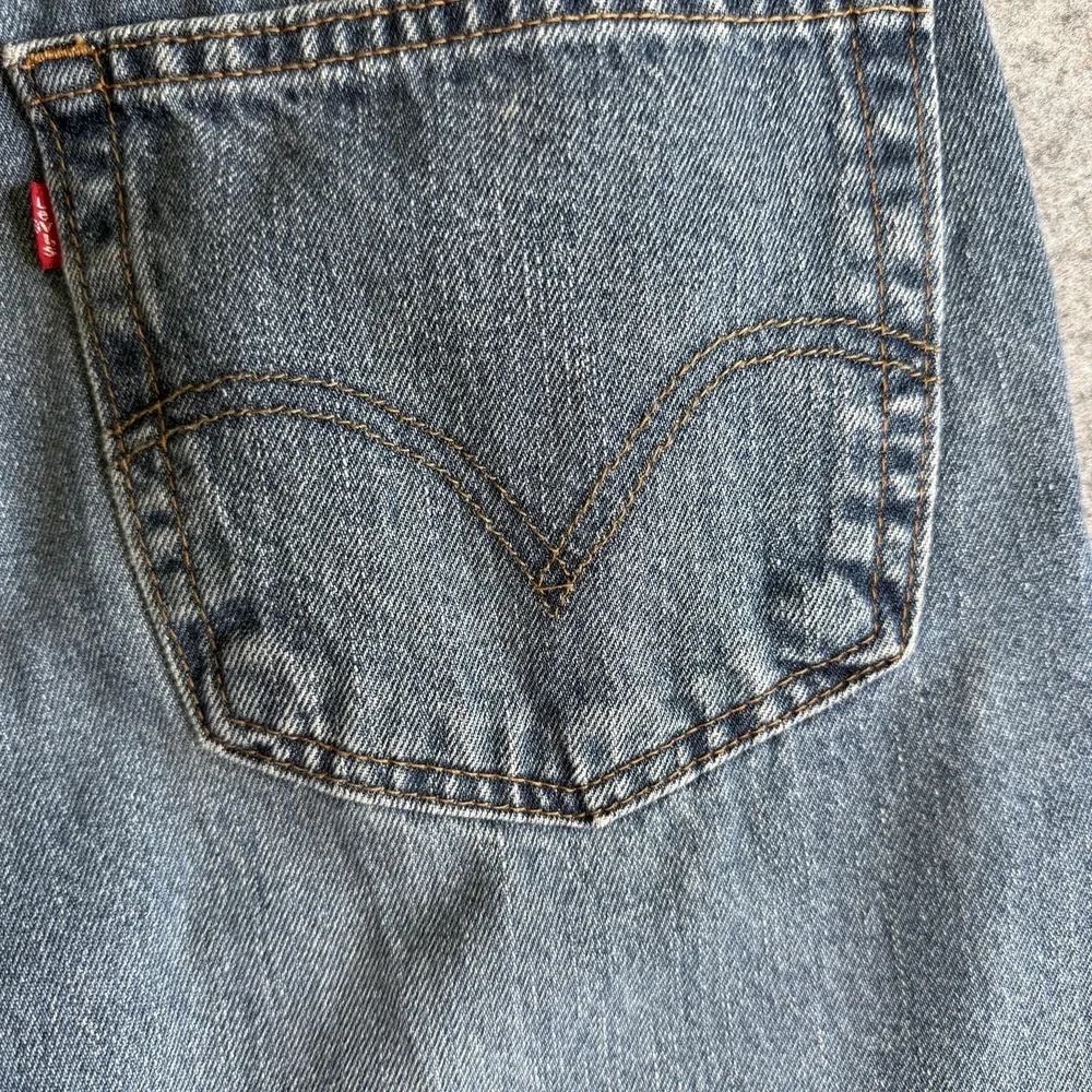Levi's 505 Jeans Mens 38x29 (36x29) Reg Fit Straight Leg Denim Med Wash Batwing